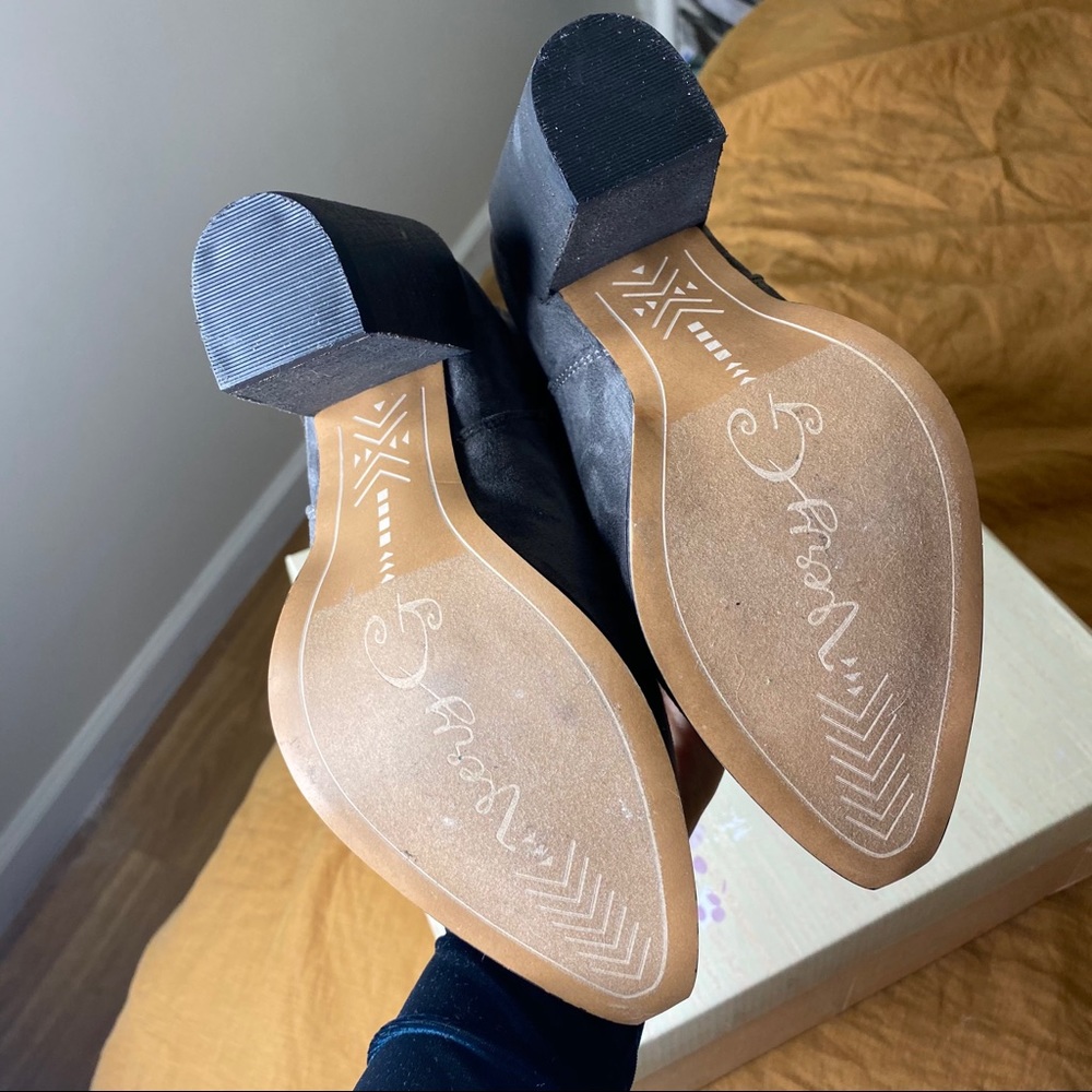 Very G Grey Block Heel Booties - Picture 5 of 6
